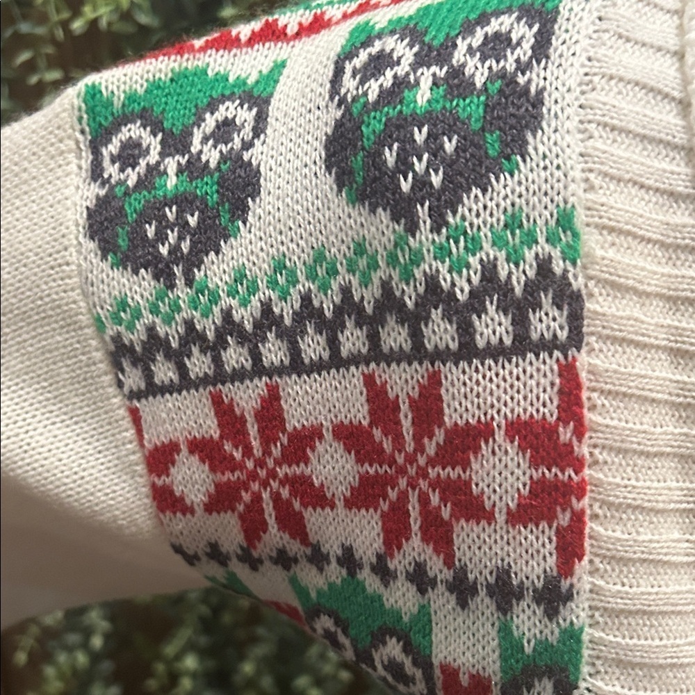 Women's Winter Cardigan - Picture 2 of 3